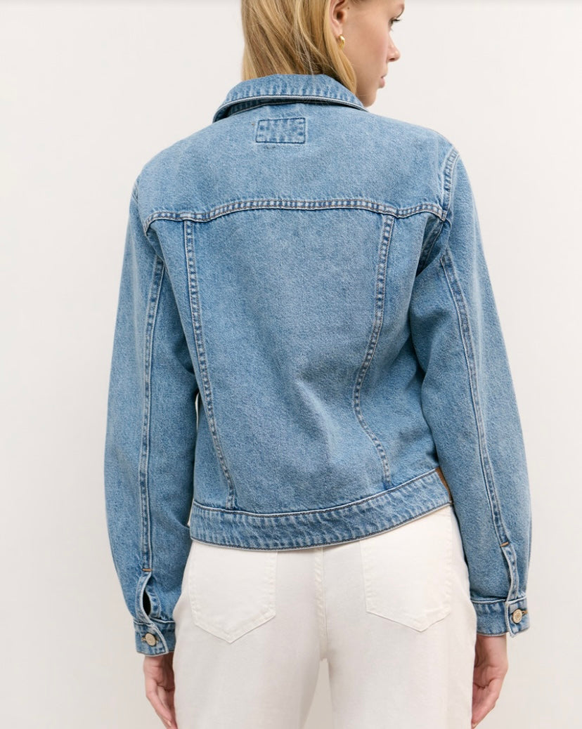 VESTE EN JEAN