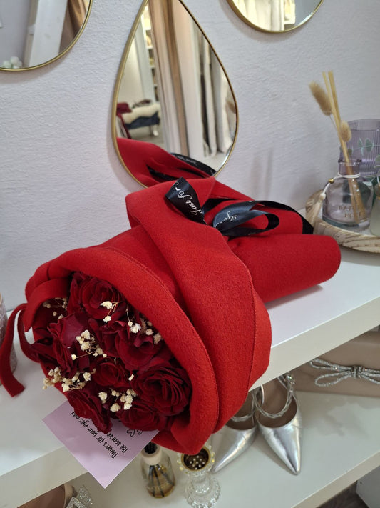 MIKASA Écharpe Premium – Rouge Élégant🧣